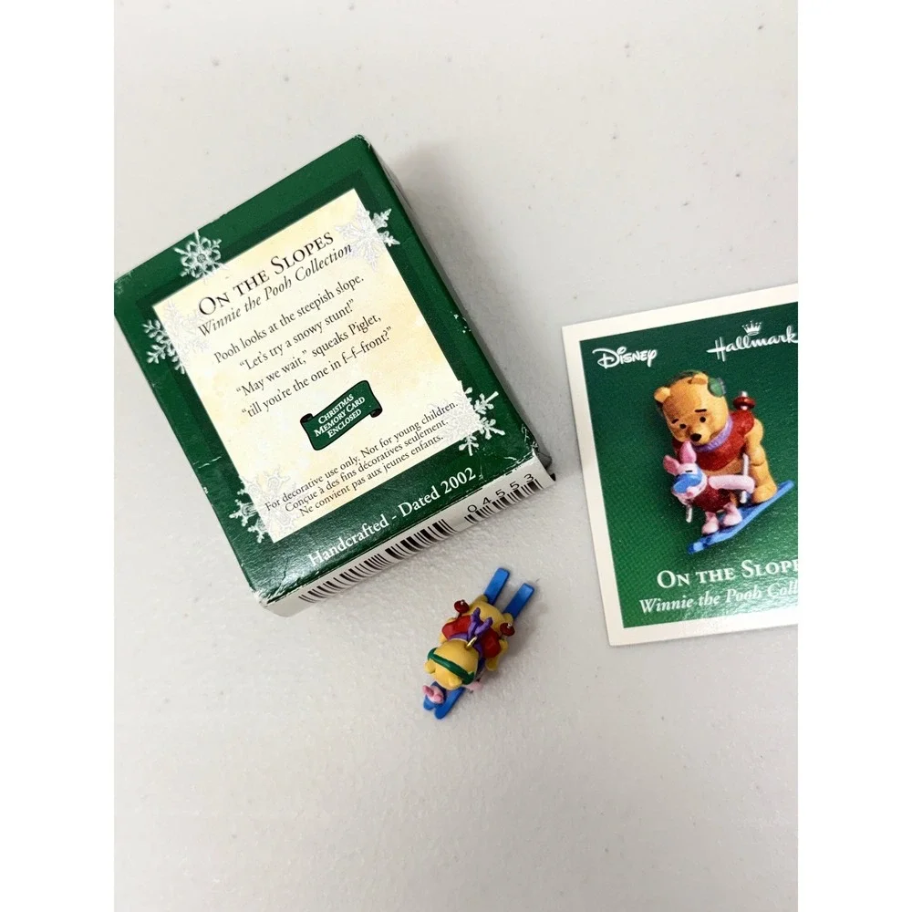 Hallmark Keepsake 2002 Winnie the Pooh Piglet On the Slopes Miniature Ornament
